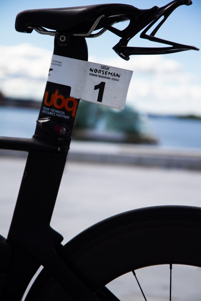 Specialized Shiv 2014 - Black - Triallan - Zipp 808 - Triathlon bike - Norseman-11